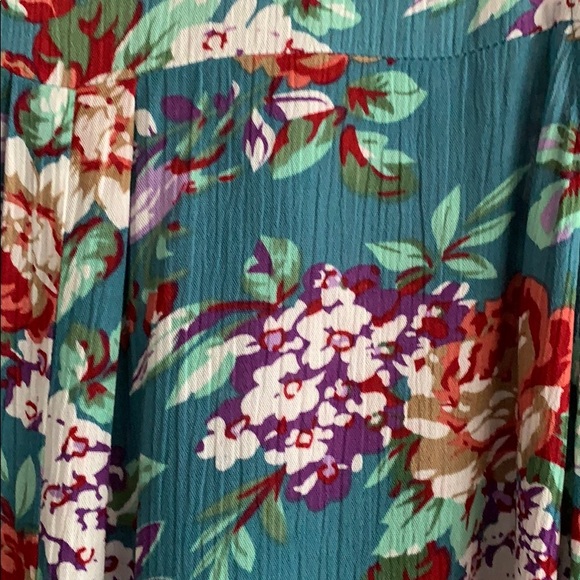 New Umgee floral dress - Picture 6 of 6